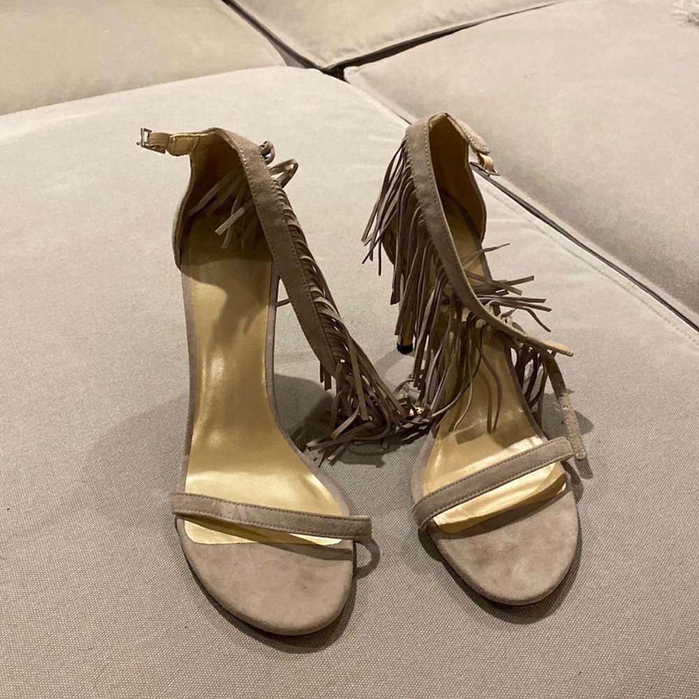 Ladies sandal